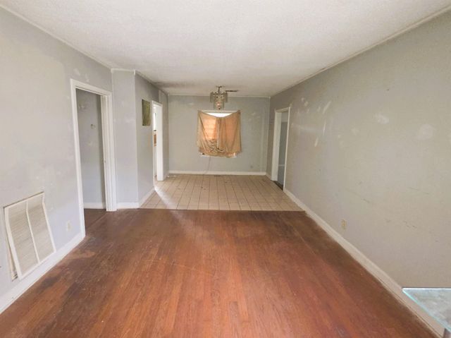 6751 NAVY RD, Millington, TN 38053