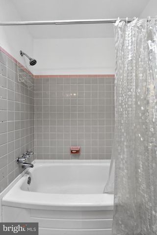 720 HILL RD, Philadelphia, PA 19128