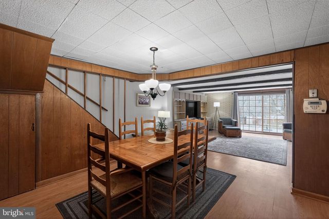 720 HILL RD, Philadelphia, PA 19128