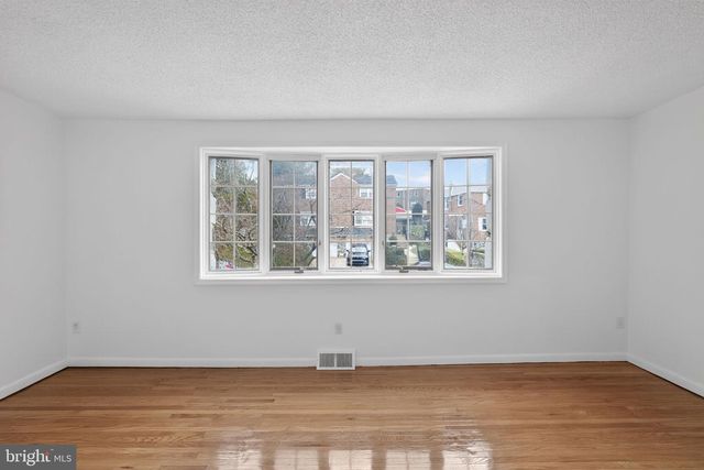 720 HILL RD, Philadelphia, PA 19128