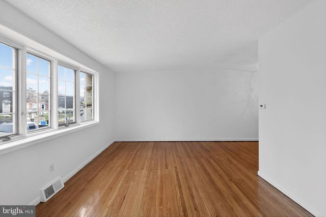 720 HILL RD, Philadelphia, PA 19128