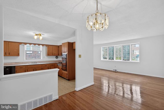 720 HILL RD, Philadelphia, PA 19128