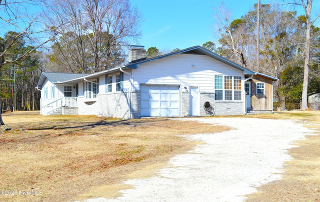 114 Church Road, Riegelwood, NC 28456