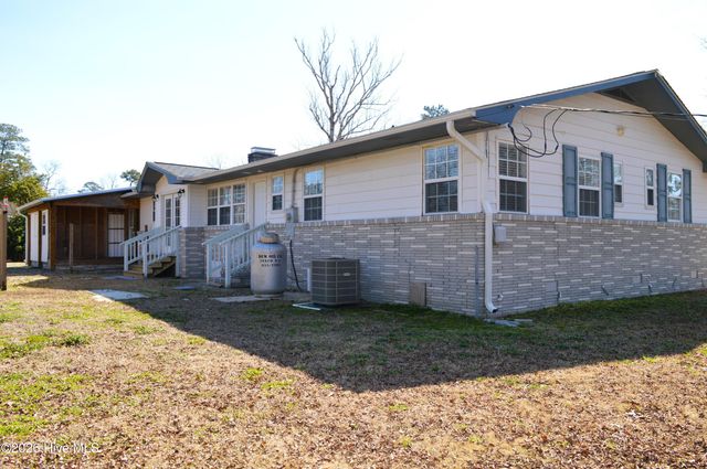 114 Church Road, Riegelwood, NC 28456