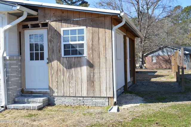 114 Church Road, Riegelwood, NC 28456