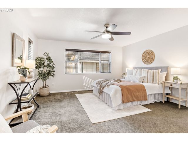 10945 Ne PRESCOTT St, Portland, OR 97220