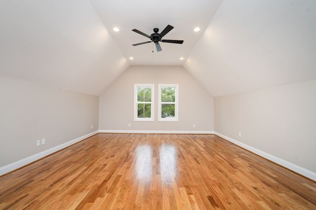 419 Croley Dr, Nashville, TN 37209