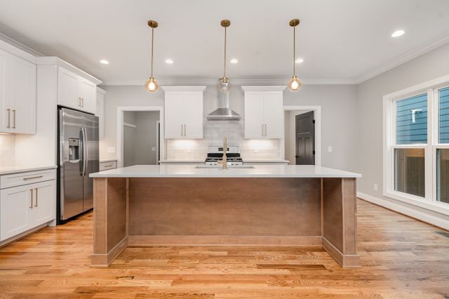 419 Croley Dr, Nashville, TN 37209