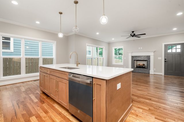 419 Croley Dr, Nashville, TN 37209