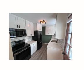 2483 Shrewsbury Road, Columbus, OH 43221