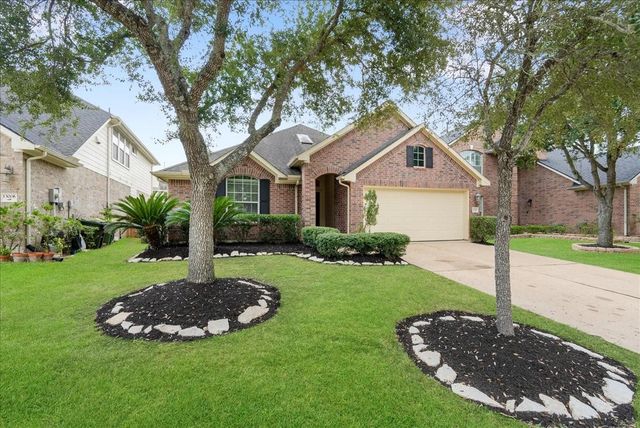 13008 Balsam Breeze Lane, Pearland, TX 77584