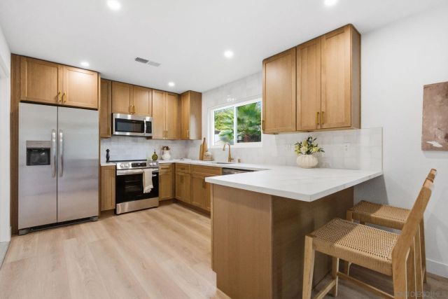 3545 Mount Burnham Ct, San Diego, CA 92111