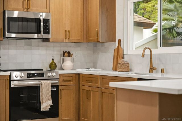 3545 Mount Burnham Ct, San Diego, CA 92111