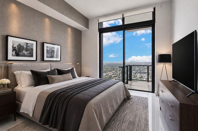 88 SW 7th Street 4203, Miami, FL 33130