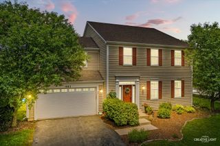 461 Mooresfield Street, Elgin, IL 60124