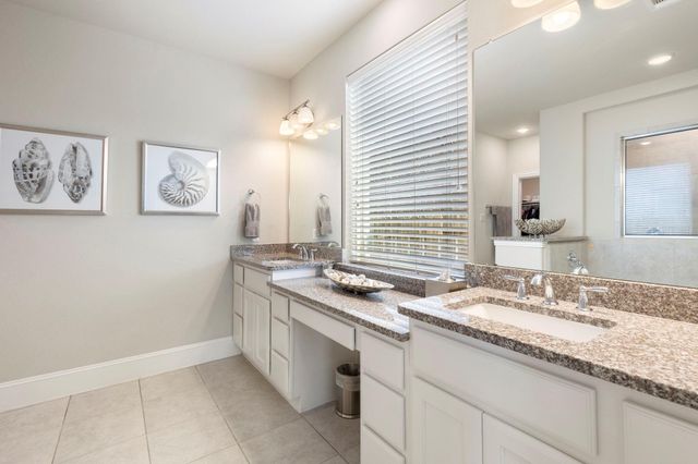 1030 Bat Hawk Court, Conroe, TX 77385