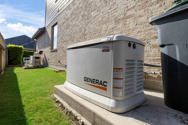 1030 Bat Hawk Court, Conroe, TX 77385