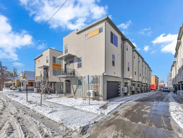 301 W AZURE SKY LN, Salt Lake City, UT 84103