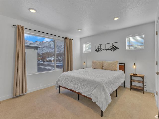 301 W AZURE SKY LN, Salt Lake City, UT 84103