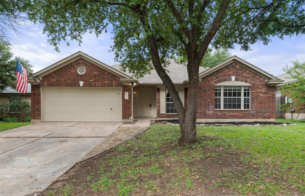 1008 NE Chippewa ST, Round Rock, TX 78665