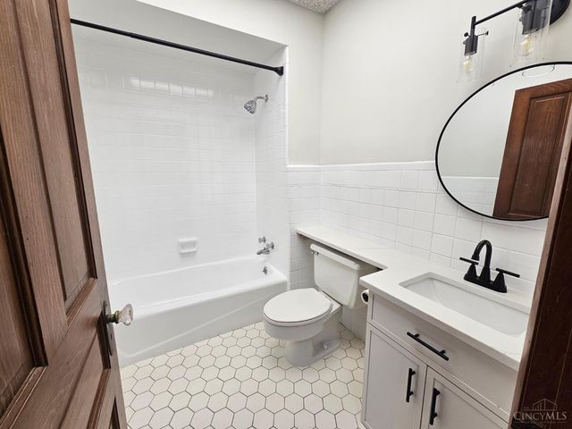 831 Suire Avenue, Cincinnati, OH 45205