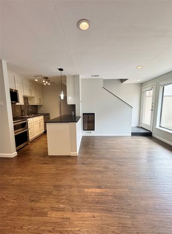 4320 Cole Avenue 2, Dallas, TX 75205