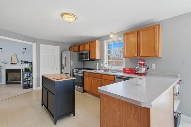 87 South Riverview, Haverhill, MA 01835