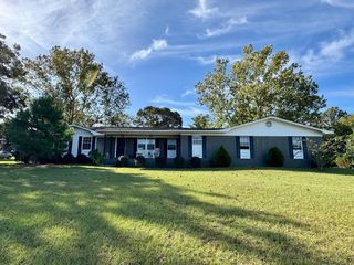 163 Vining Drive, Dothan, AL 36303