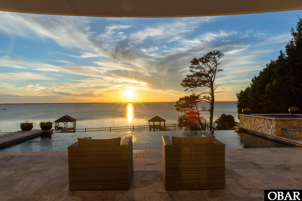 Image 8 of property listing at 119 Osprey Ridge Road Lot 11, Duck, NC 27949