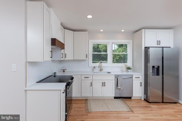 4516 E JOPPA RD, Perry Hall, MD 21128