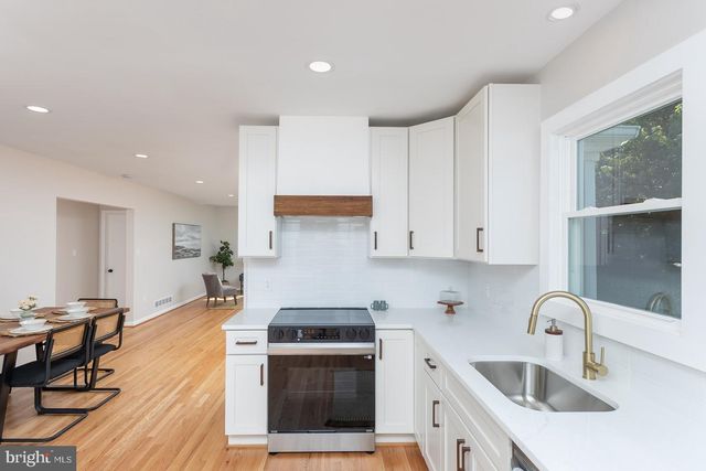 4516 E JOPPA RD, Perry Hall, MD 21128
