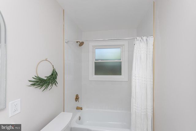 4516 E JOPPA RD, Perry Hall, MD 21128