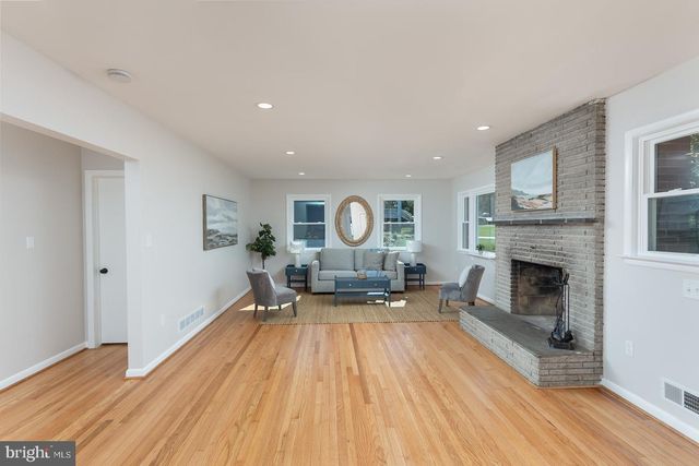 4516 E JOPPA RD, Perry Hall, MD 21128