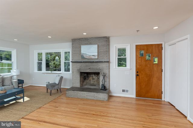 4516 E JOPPA RD, Perry Hall, MD 21128