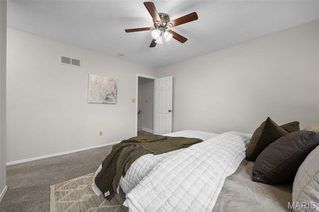 1323 Tahoe Valley Court, St Louis, MO 63021