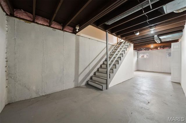 1323 Tahoe Valley Court, St Louis, MO 63021