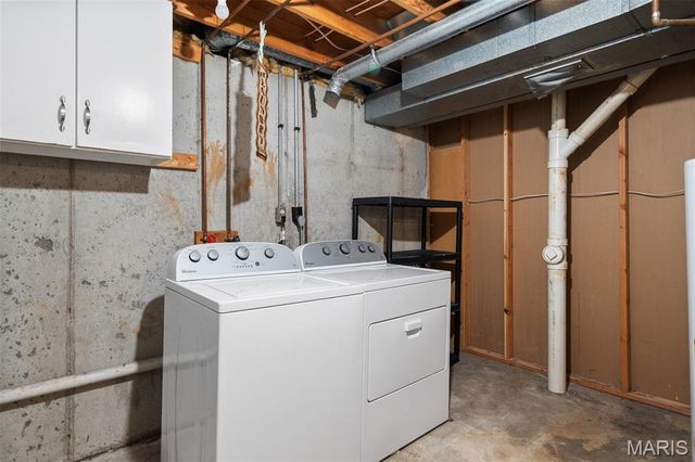 1323 Tahoe Valley Court, St Louis, MO 63021