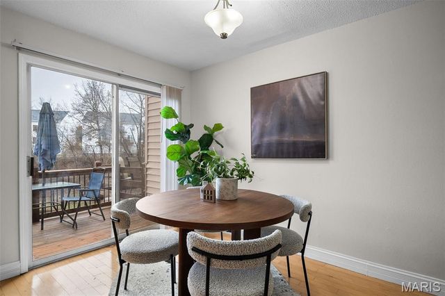 1323 Tahoe Valley Court, St Louis, MO 63021