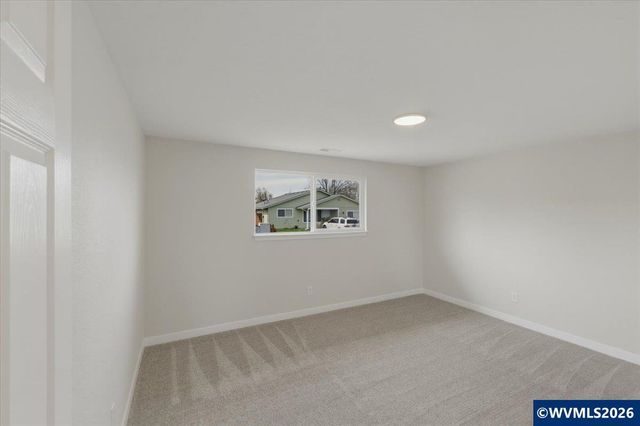 3749 Tudor Wy SE, Albany, OR 97322