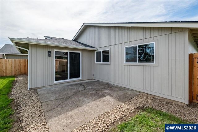 3749 Tudor Wy SE, Albany, OR 97322