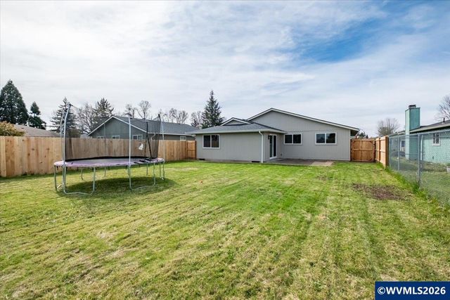 3749 Tudor Wy SE, Albany, OR 97322