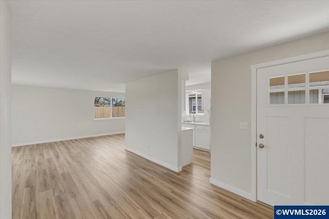 3749 Tudor Wy SE, Albany, OR 97322