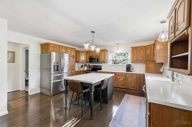 11701 Thistlehill Drive, Symmes Twp, OH 45140