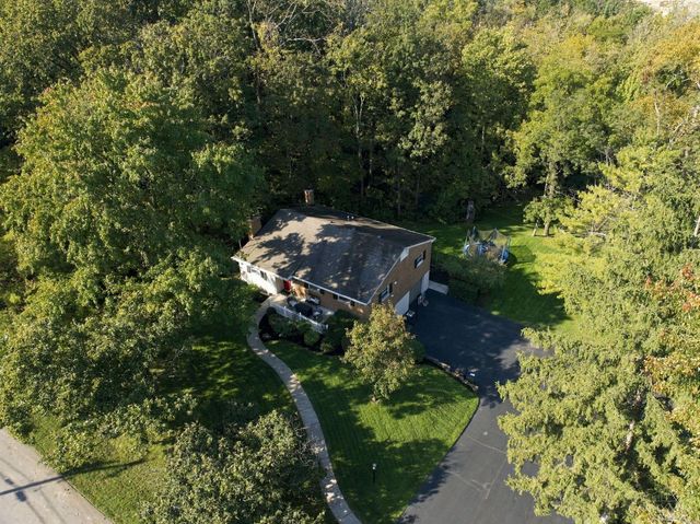 11701 Thistlehill Drive, Symmes Twp, OH 45140