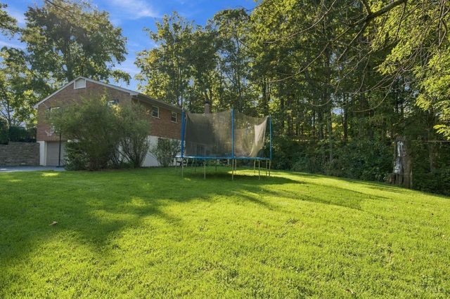 11701 Thistlehill Drive, Symmes Twp, OH 45140