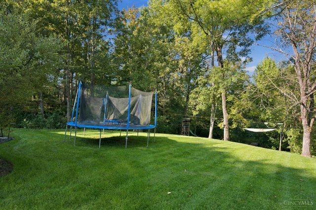 11701 Thistlehill Drive, Symmes Twp, OH 45140