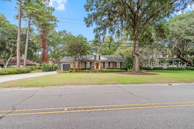 173 Spanish Point Dr, Beaufort, SC 29902