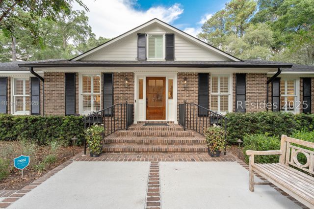 173 Spanish Point Dr, Beaufort, SC 29902