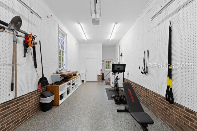 173 Spanish Point Dr, Beaufort, SC 29902