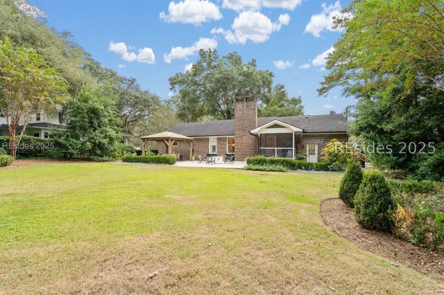 173 Spanish Point Dr, Beaufort, SC 29902